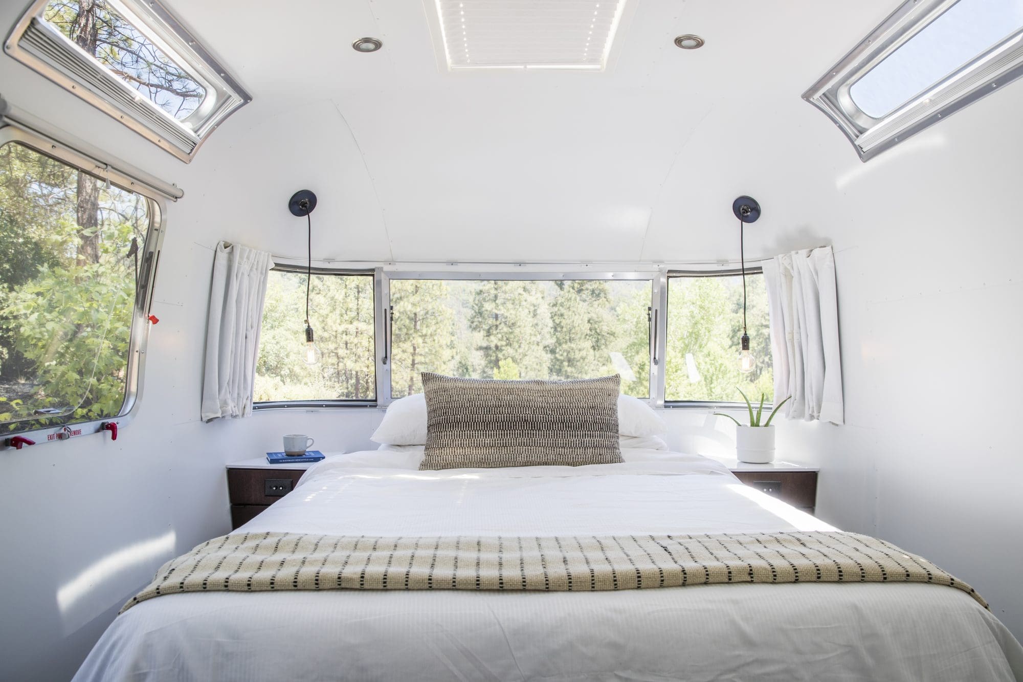 camping trailer queen mattress
