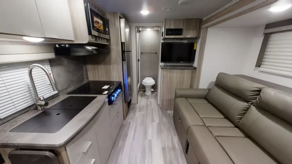 The Best Travel Trailer Brands On the Market in 2022 (With Pictures, Floor Plan and Prices) 8