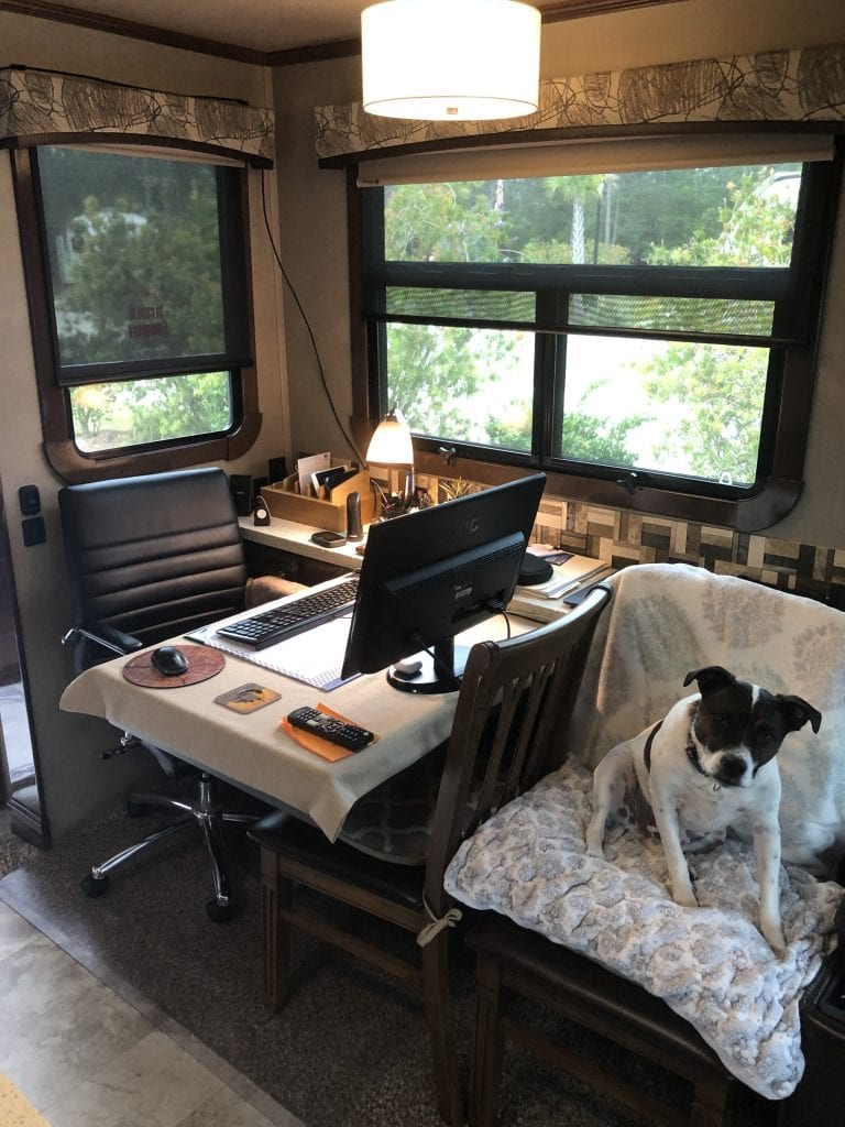 15 RV and Camper Office Ideas to Stay Productive on the Road 26
